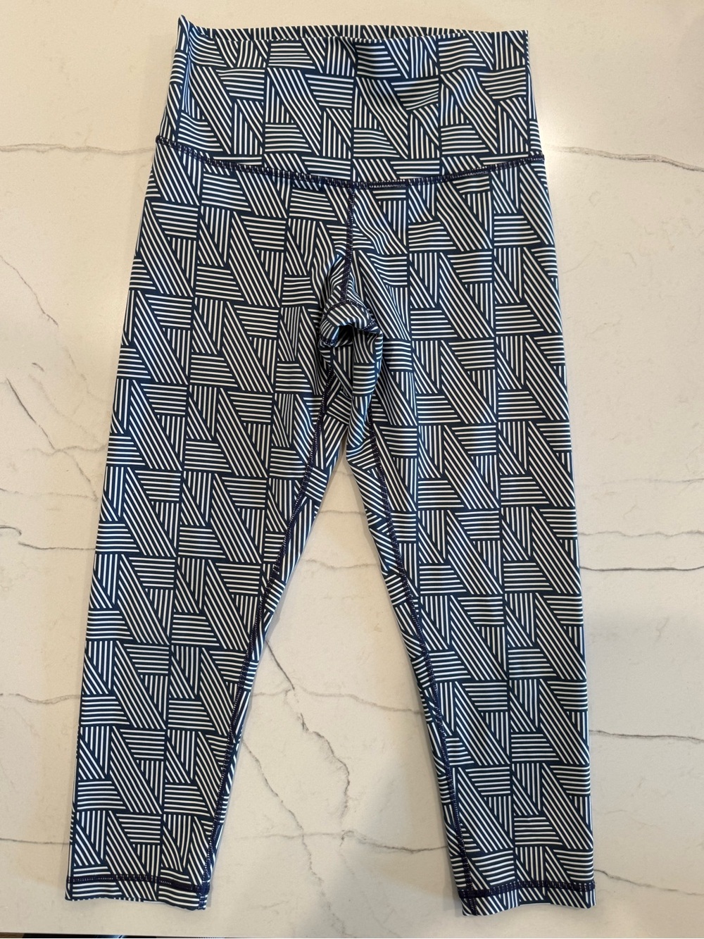 DYI Cropped Leggings, Size M, Like New